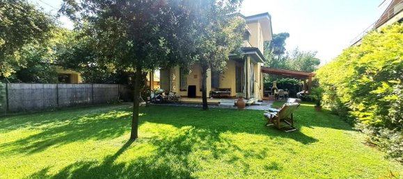 5 rooms Villa in Massa, Italy No. 105322 12