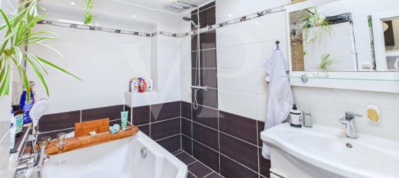 Adosado de 3 dormitorios en Emden, Germany No. 281966 5