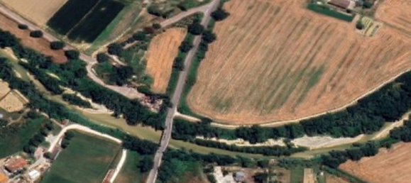 5 rooms Apartment in Montecassiano, Italy No. 96667 7