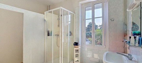 3 Schlafzimmer Haus in Thouars, France, Nr. 303968 11