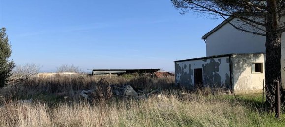 4 rooms House in Orbetello, Italy No. 124623 7