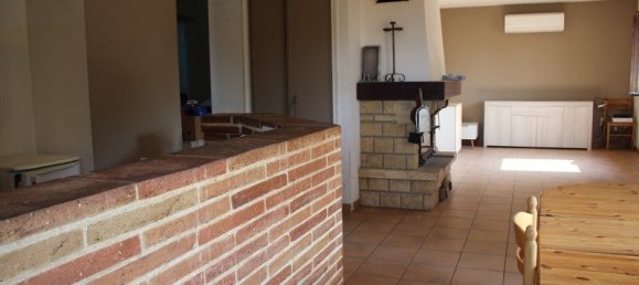 2 bedrooms House in Saint-Cirq, France No. 192645 5