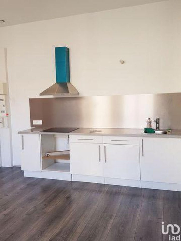 Estudio en el condominio en Coursan, France No. 34798