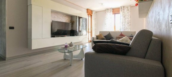 3 bedrooms Apartment in Vobarno, Italy No. 374318 2