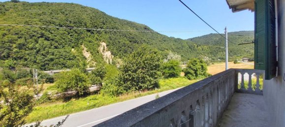 3 chambres Appartement à Isola del Cantone, Italy No. 74442 16