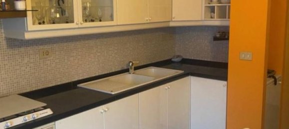 Apartamento de 6 habitaciónes en Pesaro, Italy No. 137992 5