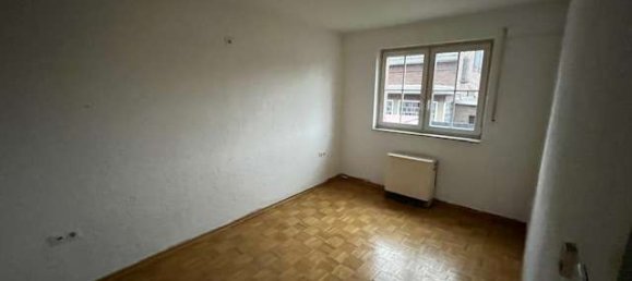 4 rooms Apartment in Rhein-Erft, Germany No. 121956 3