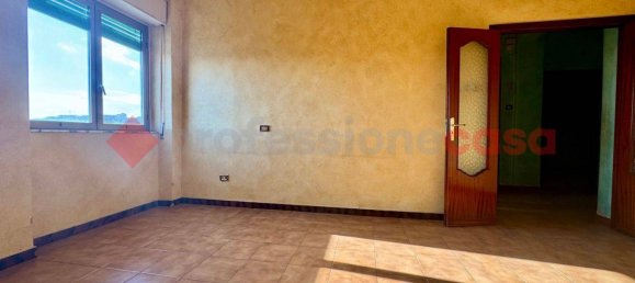 2 Schlafzimmer Wohnung in Catania, Italy, Nr. 87151 7