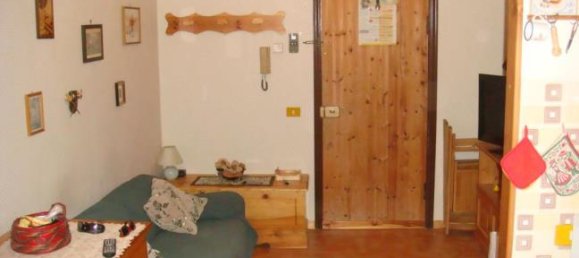 3-salle Appartement à Roccaraso, Italy No. 253486 2