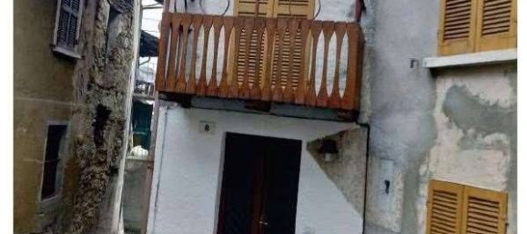 Casa de 6 dormitorios en Cittiglio, Italy No. 261874 2