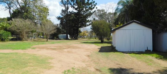 Casa T3 em Nanango, Australia N.º 309 23