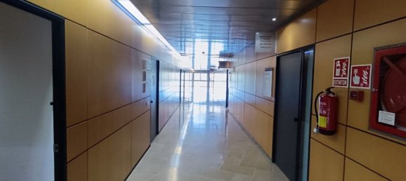 90m² Office in Palma de Majorca, Spain No. 155386 26