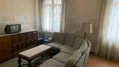 4 bedrooms Apartment in Valladolid, Spain No. 138809