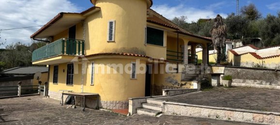 Villa de 3 dormitorios en Veroli, Italy No. 336159 2