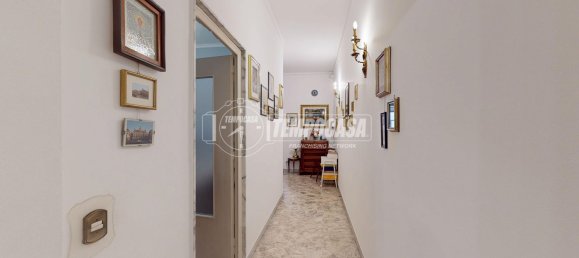 4 rooms Apartment in Bari, Italy No. 258109 12