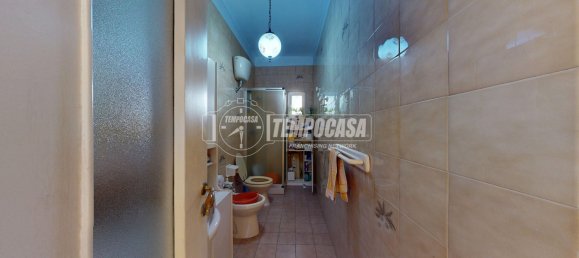 4 rooms Apartment in Bari, Italy No. 258109 15