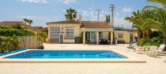 3 bedrooms Villa in La Nucia, Spain No. 158226 2