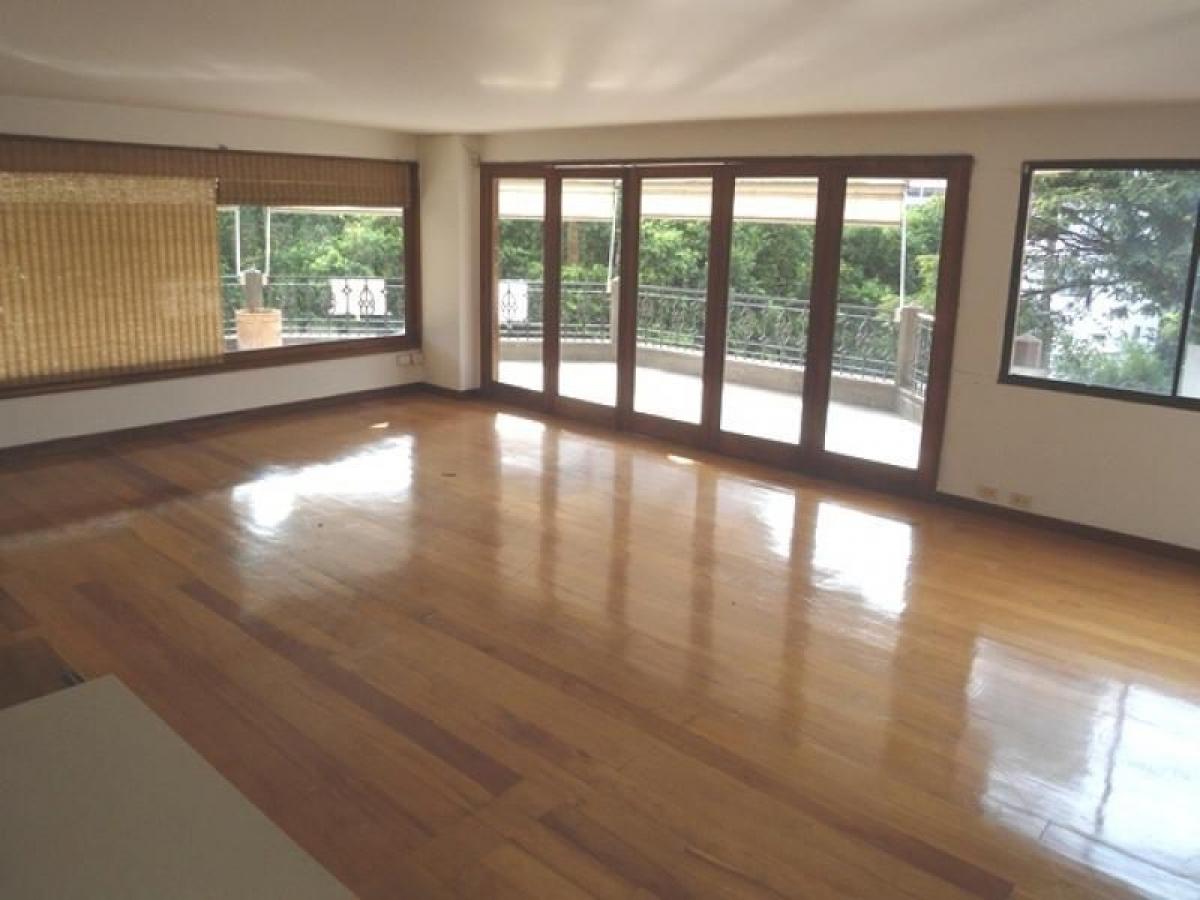 3 bedrooms House in Valle del Cauca, Colombia No. 7134