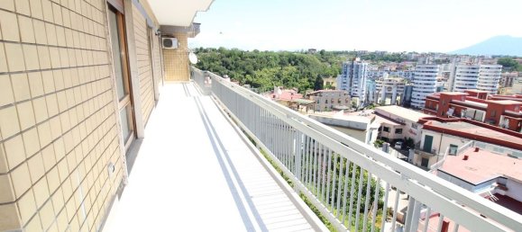 5 rooms Apartment in Naples, Italy No. 295691 19