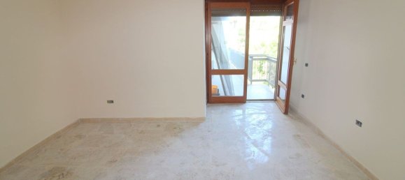 5 rooms Apartment in Naples, Italy No. 295691 7