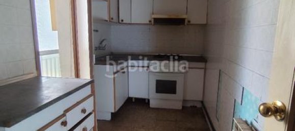 3 Schlafzimmer Wohnung in Lleida, Spain, Nr. 138833 8