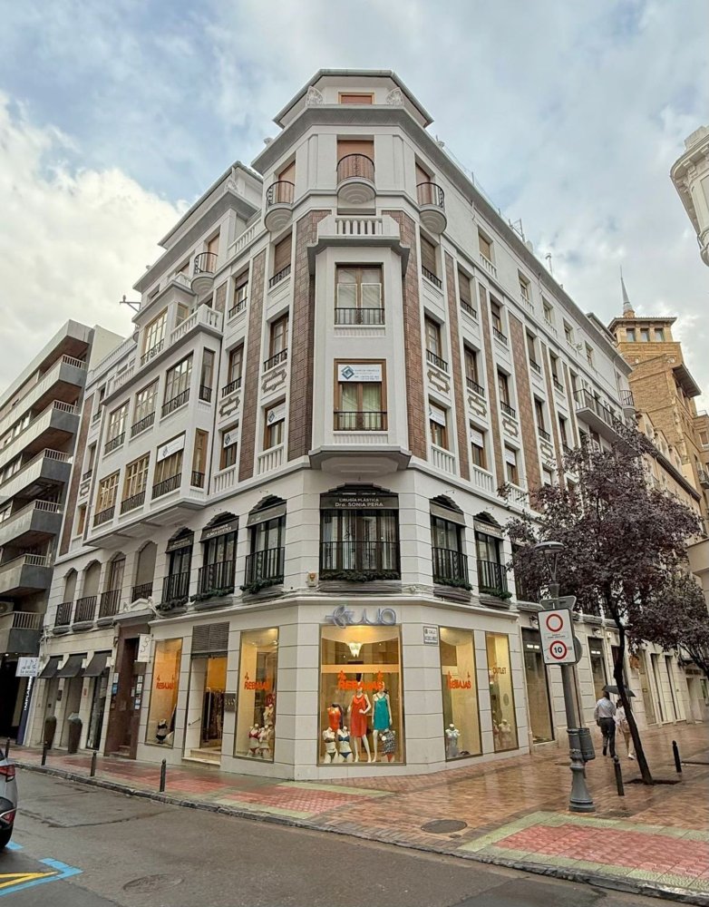 7 bedrooms Apartment in Zaragoza, Spain No. 193353