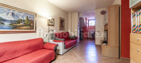 4 Schlafzimmer Haus in Guidonia Montecelio, Italy, Nr. 284907 4