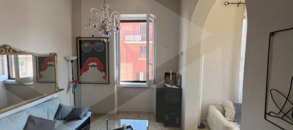 Propiedad comercial de 4 habitaciónes en Bari, Italy No. 26419 26