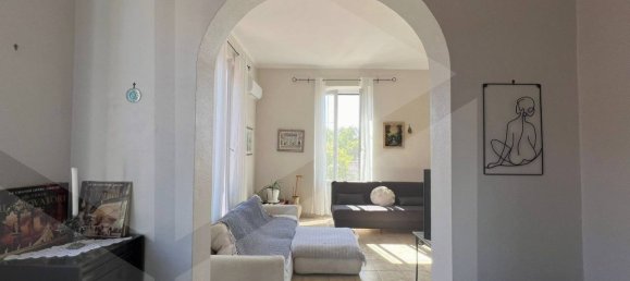 Propiedad comercial de 4 habitaciónes en Bari, Italy No. 26419 25