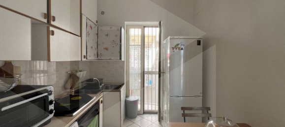 Propiedad comercial de 4 habitaciónes en Bari, Italy No. 26419 18