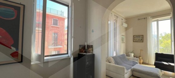 Propiedad comercial de 4 habitaciónes en Bari, Italy No. 26419 23