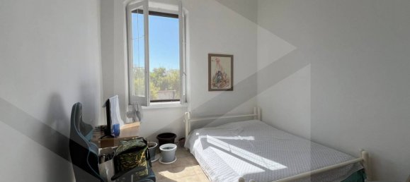 Propiedad comercial de 4 habitaciónes en Bari, Italy No. 26419 33