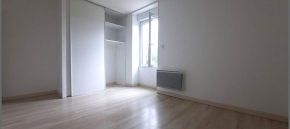 3 bedrooms House in Bressuire, France No. 301536 8