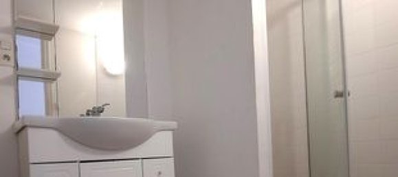 3 bedrooms House in Bressuire, France No. 301536 2