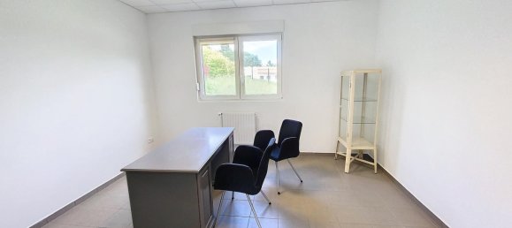 Edificio de 10 habitaciónes en Longwy, France No. 59834 2