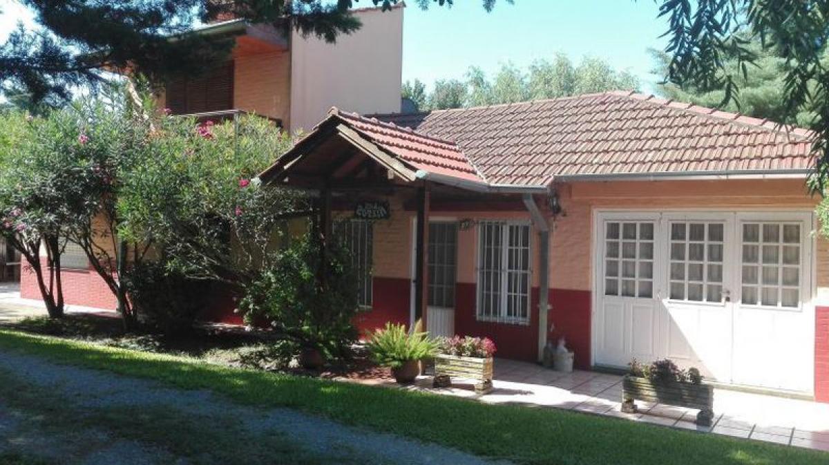 Ферма с 4 спальнями в Эскобар, Аргентина № 115248