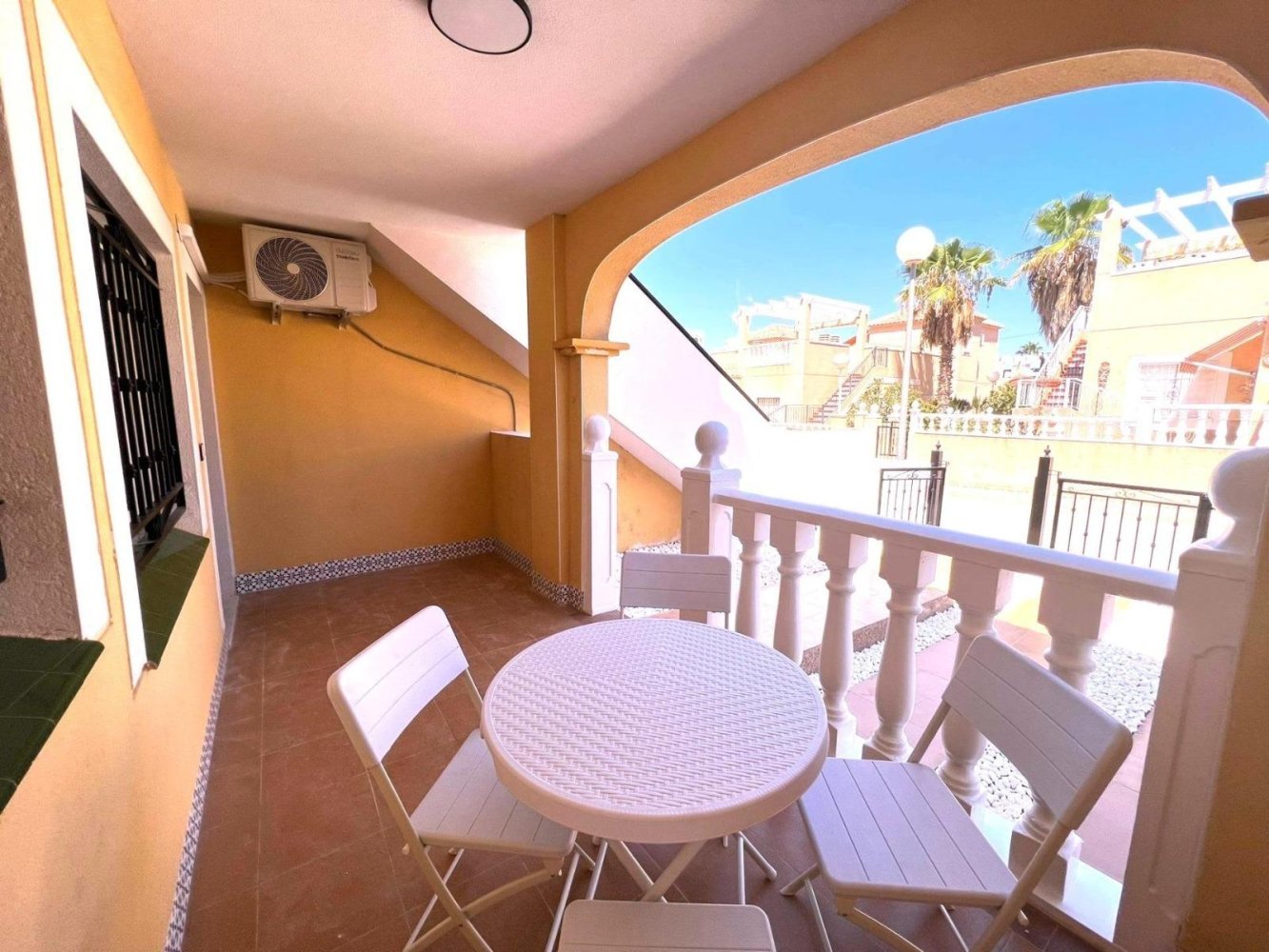 Bungalow T2 em Torrevieja, Spain N.º 369925