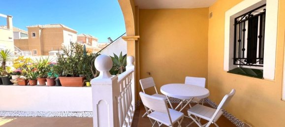Bungalow T2 em Torrevieja, Spain N.º 369925 2