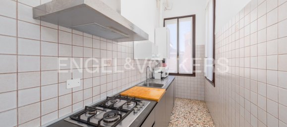 2 Schlafzimmer Wohnung in Venice, Italy, Nr. 129942 7