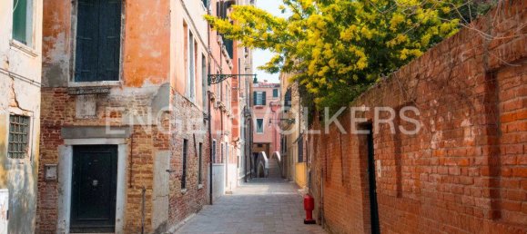 2 Schlafzimmer Wohnung in Venice, Italy, Nr. 129942 4