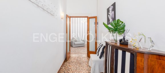 2 Schlafzimmer Wohnung in Venice, Italy, Nr. 129942 9