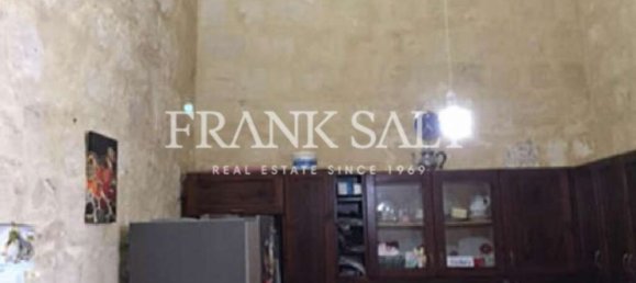 2 bedrooms House in Qormi, Malta No. 1717 5