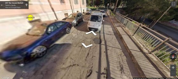 3 rooms Apartment in Taranto, Italy No. 185473 7