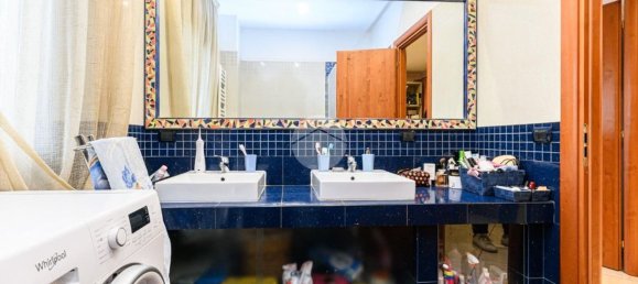 3 rooms Apartment in Rome, Italy No. 121381 23