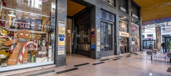 9 chambres Appartement à Genoa, Italy No. 184906 28