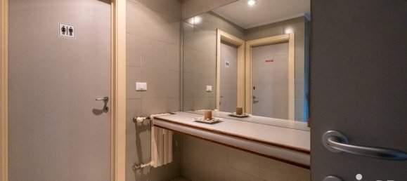 9 chambres Appartement à Genoa, Italy No. 184906 23