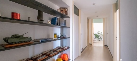 9 chambres Appartement à Genoa, Italy No. 184906 13