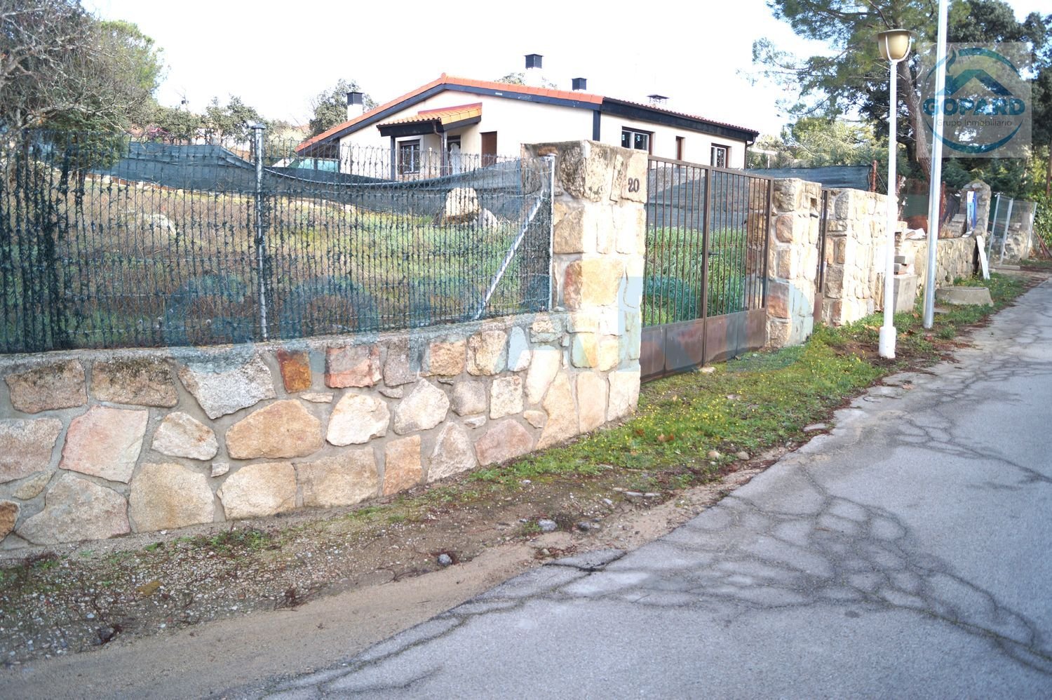 930m² Land in Valdemorillo, Spain No. 84836