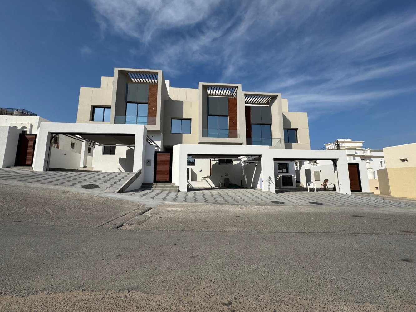 5 bedrooms Villa in Muscat, Oman No. 1102