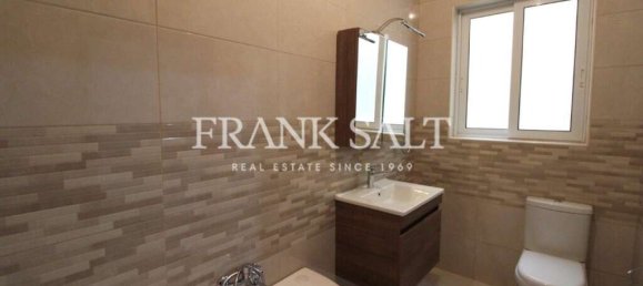 3 Schlafzimmer Wohnung in Victoria, Malta, Nr. 5968 11